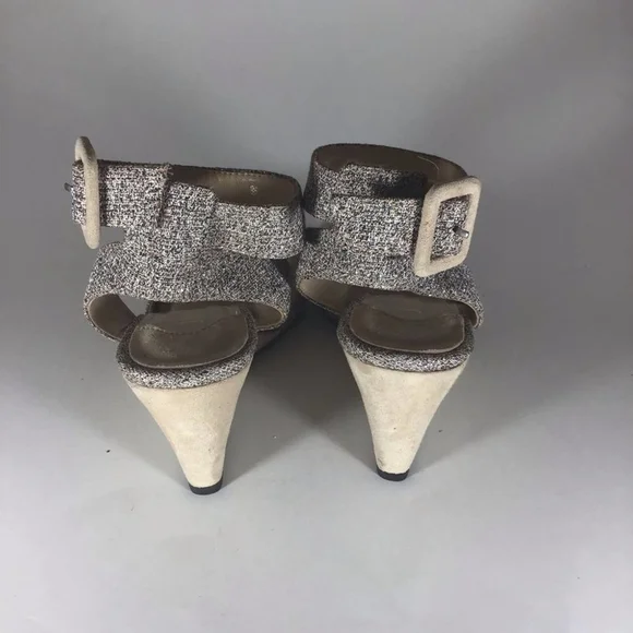 J. Renee Women's Kirkly Glitter and Suede Wedge Heel. Brown & Beige Size 7M - Picture 4 of 7
